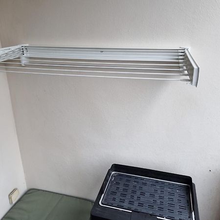 Frisch sanierte Ferienwohnung 2 min vom Südstrand - Balkon - PAY TV Wilhelmshaven Exterior foto